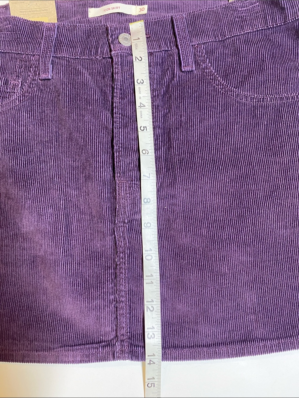 Levi’s SZ 30 Icon Dark Plum Corduroy Button Mini Skirt New D27e - Picture 5 of 11